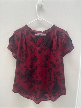 41 Hawthorn Burgundy Floral Split-Neck Blouse
